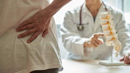 Ако изпитвате дълготрайна болка в гърба, трябва да се консултирате с лекар